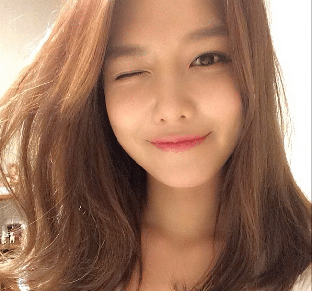 Best 4 tips to get rid of blind pimples FAST! Sooyoung B1.png